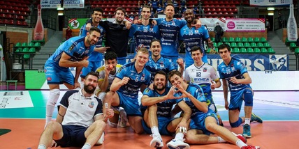 Cuneo travolge sul campo Reggio Emilia