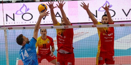 Continua il duello a distanza fra Santa Croce e Bergamo