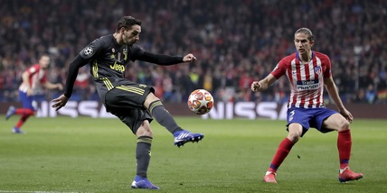 Juventus, De Sciglio verso il Lione. E' il pass per Chiesa?