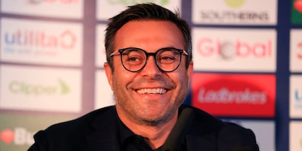 Andrea Radrizzani del Leeds United ha accolto la squadra di calcio femminile afgana
