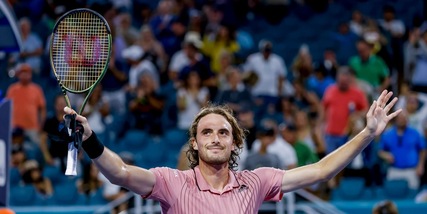 Atp Miami, Tsitsipas vola agli ottavi: sfiderà Alcaraz