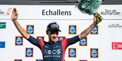 Giro di Romandia 2022: Hayter vince la seconda tappa, Dennis al comando