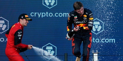 F1, Verstappen: "Mi piace inseguire la Ferrari di Leclerc"