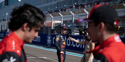 F1, Brundle: "La Red Bull vicnerà se la Ferrari non saprà rispondere"