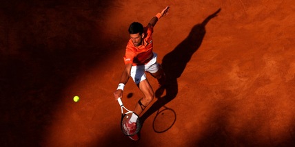 Internazionali d'Italia, tutto facile per Djokovic che vola ai quarti