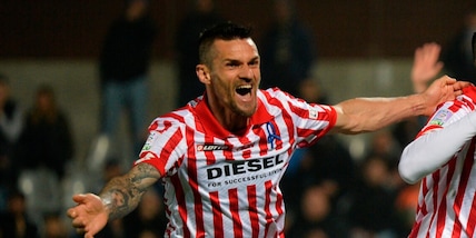 Playout Serie B, il Vicenza vince al 90': Maggio stende il Cosenza