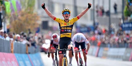 Giro, 7ª tappa a Bouwman. Lopez resta in maglia rosa: "Un sogno"