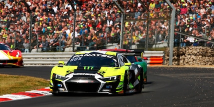 GT World Challenge Europe: a Magny Cours Valentino Rossi chiude 11° in gara 2