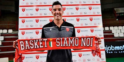 Varese, a Luis Scola il 51% delle quote del club