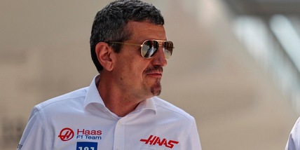 F1, Steiner: "VF22 competitiva, gli aggiornamenti possono aspettare"