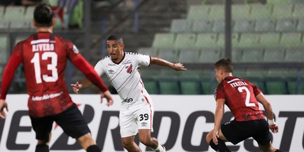 Atletico Pr-Caracas, brasiliani favoriti