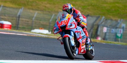 MotoGp, grande Italia al Mugello: pole di Di Giannantonio davanti a Bezzecchi e Marini