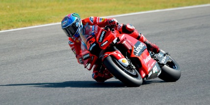 MotoGP: Al Mugello volano le giovani Frecce Tricolori e il “solista rosso” Bagnaia