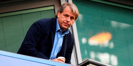 Chelsea, ufficiale il cambio di proprietà: Boehly subentra ad Abramovich