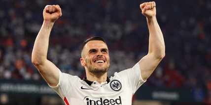 Sky Sport Germania: "Juve su Kostic, la richiesta dell'Eintracht"