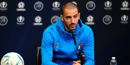 Italia, Bonucci: "Messi? Tra i migliori insieme a Ronaldo"