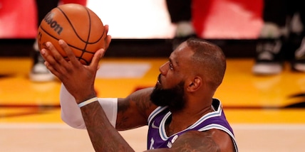 Forbes: "Così LeBron James è diventato miliardario"