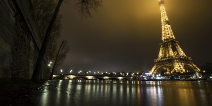 Coronavirus, Tour Eiffel e Louvre chiusi fino a nuovo ordine