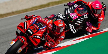 MotoGp, Gp Catalogna: nelle libere 2 comanda l'Aprilia, Espargaro davanti a Vinales