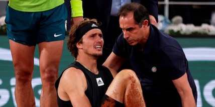Zverev: "Sembra che io mi sia lacerato diversi legamenti"