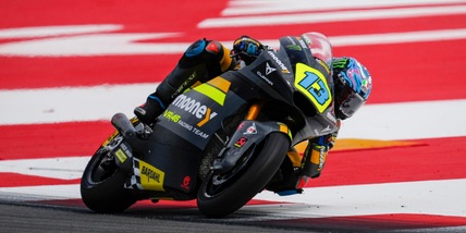 Moto2, Gp Catalogna: vince Celestino Vietti davanti a Canet