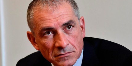 Mascherine in cinema, teatri, bus e metro: Costa annuncia le novità