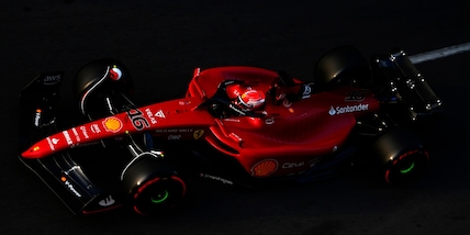 F1, Gp Azerbaijan: Leclerc comanda le libere 2, quinto Sainz