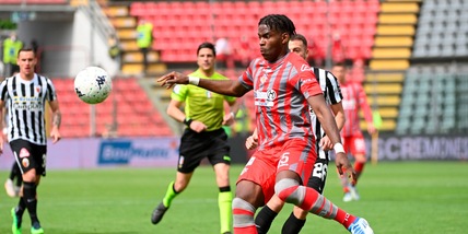 Cremonese, con l'Atalanta si discute di Okoli