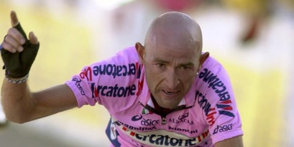 "Salita Pantani" a Fondi: scultura in omaggio al Pirata