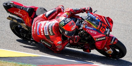 MotoGp, Gp Olanda: pole di Bagnaia davanti a Quartararo