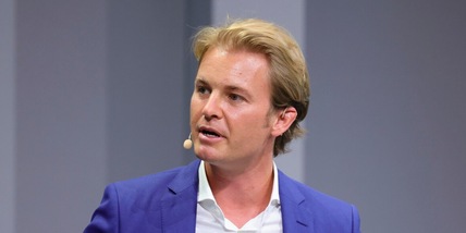 Ferrari, Rosberg suona la carica: "Attaccare ora che c'è meno pressione"