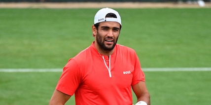 Berrettini, finisce Wimbledon: l'annuncio shock, "Ho il Covid"