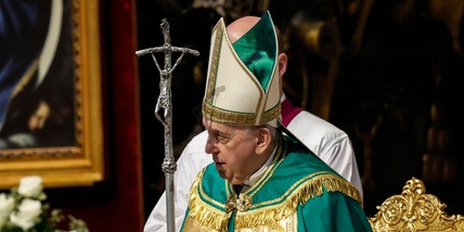 Papa Francesco liquida le voci sul cancro: "Sono pettegolezzi"