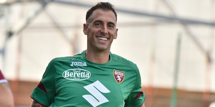 Fiorentina, l'ex Torino Rosati prolunga fino al 2023: annuncio in corsivo VIDEO