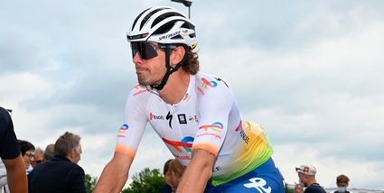 Oss si ritira dal Tour: frattura alla vertebra cervicale