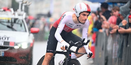 Tour de France, Martin si ritira prima della 9ª tappa: è positivo al Covid