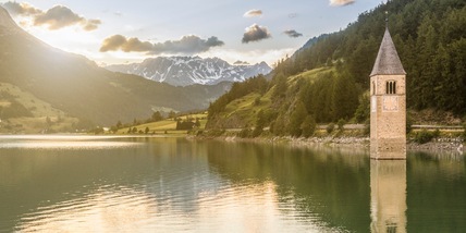 22° Giro del Lago di Resia: sport, festa e atmosfera carica di romanticismo. Si corre sabato 16 luglio