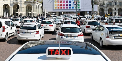 Torino, Taxi introvabili: tutti in sciopero contro il Ddl concorrenza