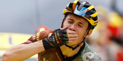 Tour de France, Vingegaard vince l'11ª tappa: Pogacar perde la maglia gialla