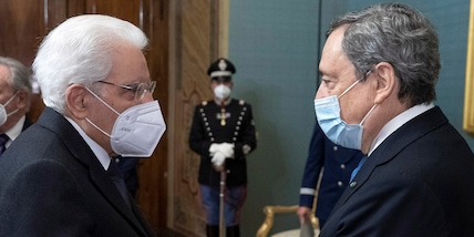 Consiglio dei ministri, Mattarella respinge le dimissioni di Draghi