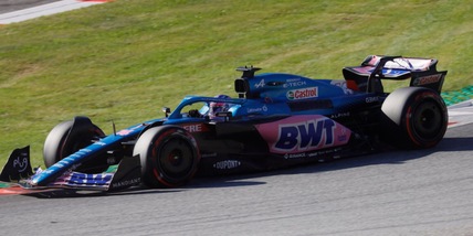 F1, Alonso: "Voglio proseguire, non sto togliendo un sedile ai giovani"