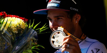 Tour de France, Matthews si aggiudica la 14ª tappa: beffato Bettiol. Vingegaard conserva maglia gialla