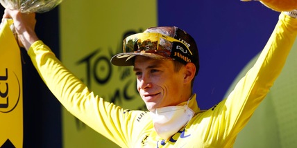 Tour de France, Philipsen si aggiudica la 15ª tappa. Maglia gialla ancora a Vingegaard