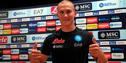 Napoli, Ostigard si presenta: "Non sono qui per sostituire Koulibaly". Su Osimhen...