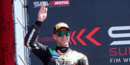 Superbike, è ufficiale: Rea resta in Kawasaki fino al 2024