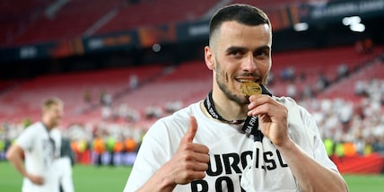 Guardian: "Juve, Kostic è finito nel mirino del West Ham"