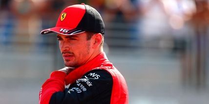 F1, pole di Leclerc in Francia: "Ringrazio Sainz, bel lavoro di squadra"