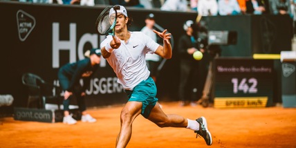Musetti show ad Amburgo: Alcaraz ko e primo successo in Atp per l'azzurro