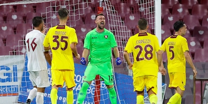 Salernitana in chiaroscuro: ko con l'Adana e 1-0 alla Reggina