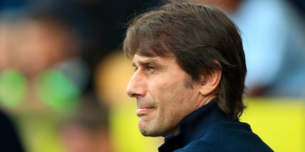 Conte compie 53 anni: gli auguri social della Juventus